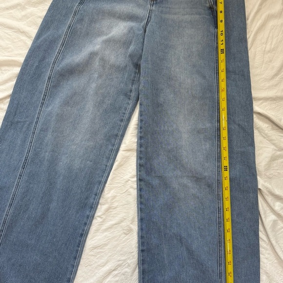 Women's Blue Jeans - Picture 3 of 8
